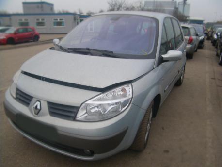 Breaking Renault ScÉnic MK2 2003 to 2006 - 2.0 16v Petrol