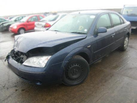 Breaking Ford Mondeo MK3 (CD132) 2000 to 2003 - 2.0 16v Diesel 5 Door Hatchback