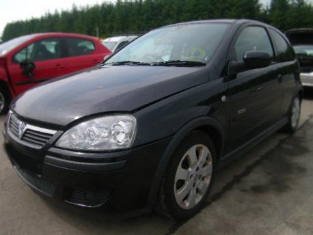 Breaking Vauxhall Corsa MKIIC 2003 to 2006 - 1.7 16v Diesel