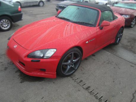 Breaking Honda S2000  1999 to 2009 - 2.0 16v Petrol