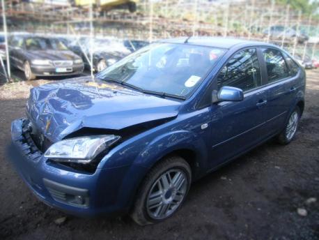 Breaking Ford Focus MK2 (C307) 2004 to 2008 - 2.5 20v Petrol 5 Door Hatchback