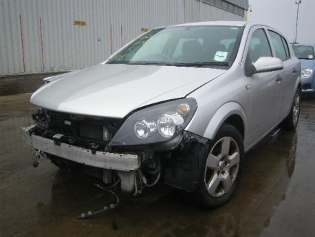 Breaking Vauxhall Astra MKVH 2004 to 2011 - 1.6 16v Petrol