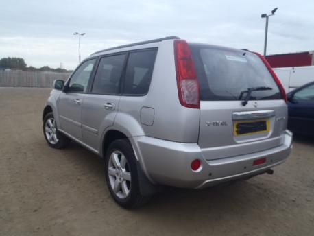 Breaking Nissan X-trail  2003 to 2007 - 2.2 16v Diesel