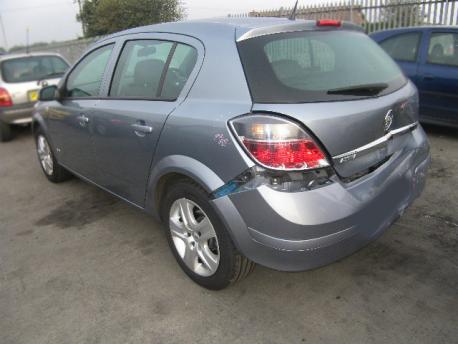 Breaking Vauxhall Astra MKVIJ 2004 to 2011 - 1.7 16v Diesel