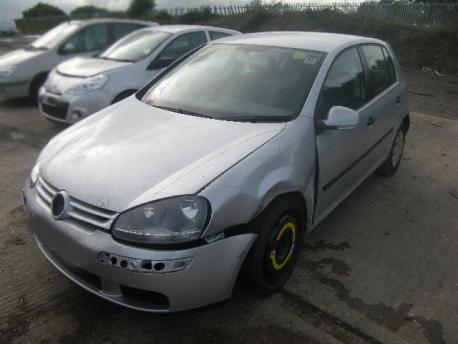 Breaking Volkswagen Golf MK5 (1K1) 1997 to 2006 - 2.0 8v Diesel 5 Door Hatchback