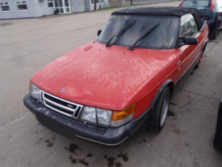 Breaking Saab 900   1979 to 1993 - 2.0 8v Petrol