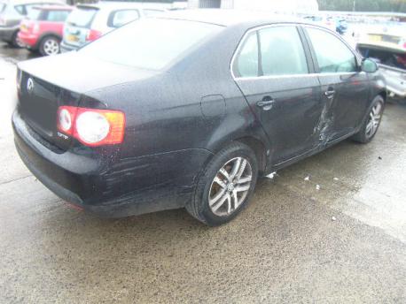 Breaking Volkswagen Jetta MK1 2006 to 2011 - 1.6 8v Petrol