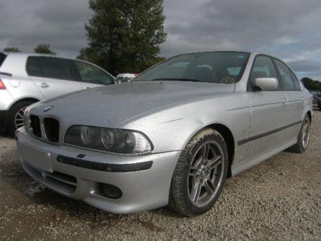 Breaking Bmw 5 Series  1996 to 2004 - 2.5 12v Diesel