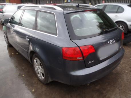 Breaking Audi A4  2005 to 2008 - 3.2 24v Petrol