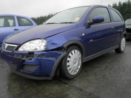 Breaking Vauxhall Corsa MKIIC 2003 to 2006 - 1.7 16v Diesel