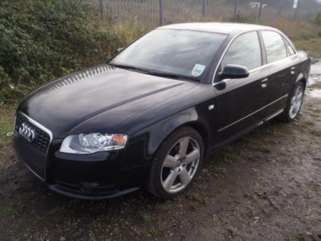 Breaking Audi A4  2005 to 2008 - 4.2 40v Petrol