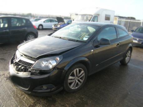 Breaking Vauxhall Astra MKVH 2004 to 2011 - 1.7 16v Diesel