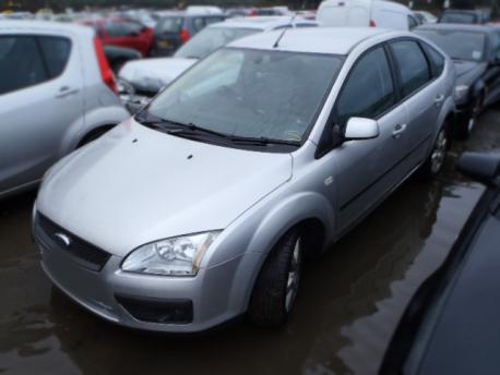 Breaking Ford Focus MK2 (C307) 2004 to 2008 - 1.6 16v Petrol 5 Door Hatchback