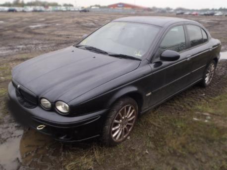 Breaking Jaguar X-type  2001 to 2007 - 2.0 16v Diesel 4 Door Saloon