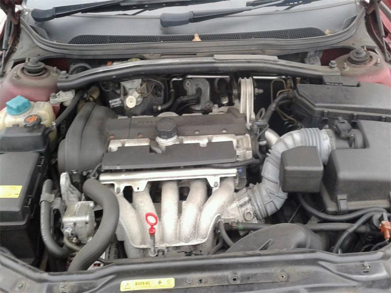 VOLVO V70 MK 2 P80 2000 - 2003 2.4 - 2435cc 20v  petrol Engine Image