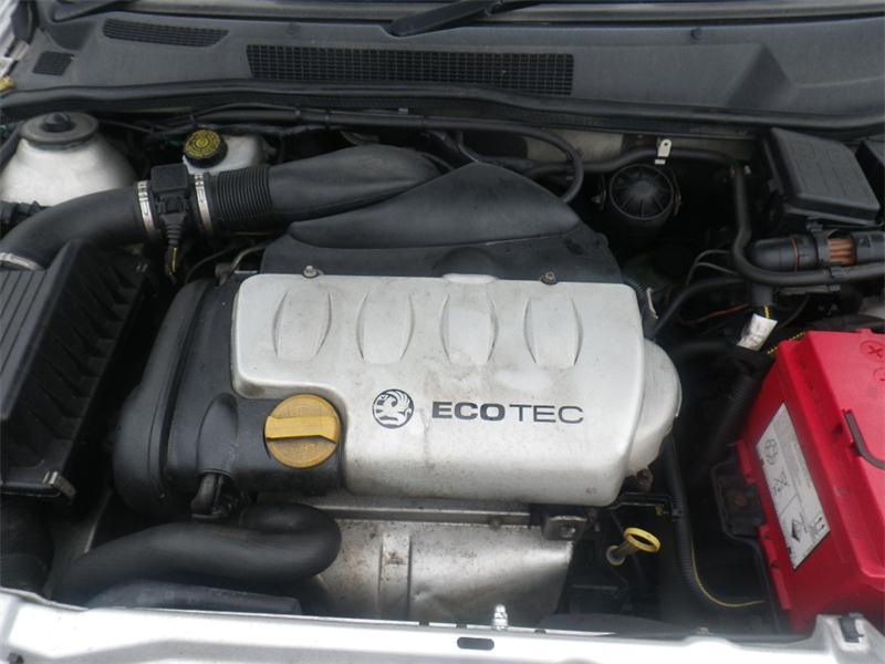 VAUXHALL ASTRA MK III (F) 1994 - 1998 1.8 - 1796cc 16v i16V C18XEL petrol Engine Image