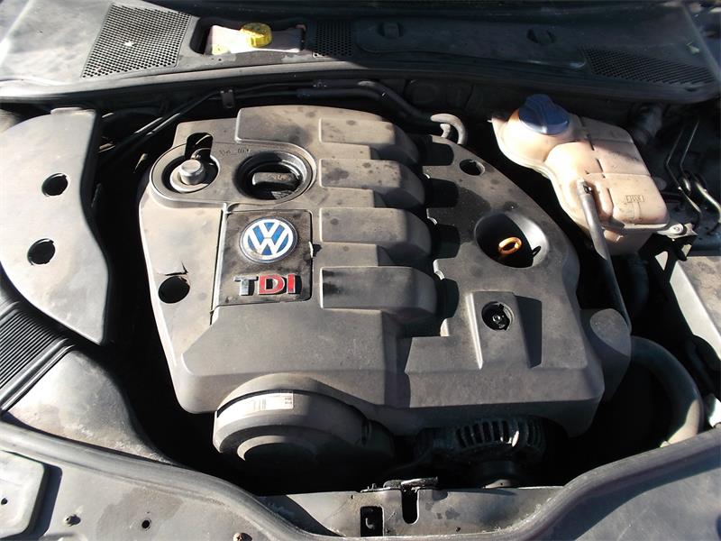 VOLKSWAGEN PASSAT 3B3 2000 - 2005 1.9 - 1896cc 8v TDI AWX diesel Engine Image