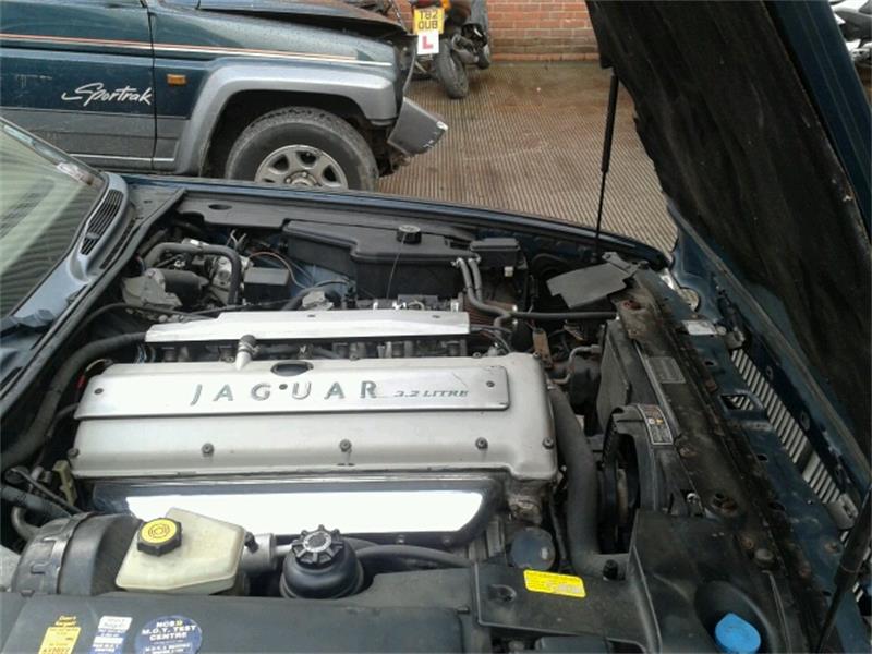 JAGUAR XJ X300 1994 - 1997 3.2 - 3239cc 24v 9JPGRB petrol Engine Image